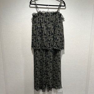 Matching floral pant set (brand: the fifth label)